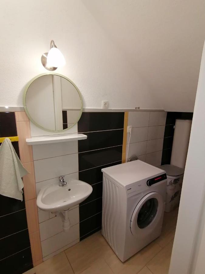 Kuca Za Odmor Ema Hotel Šibenik Kültér fotó