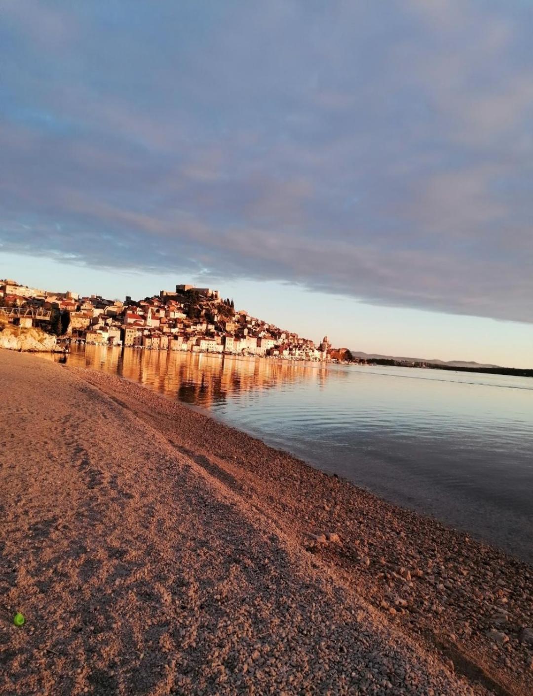 Kuca Za Odmor Ema Hotel Šibenik Kültér fotó