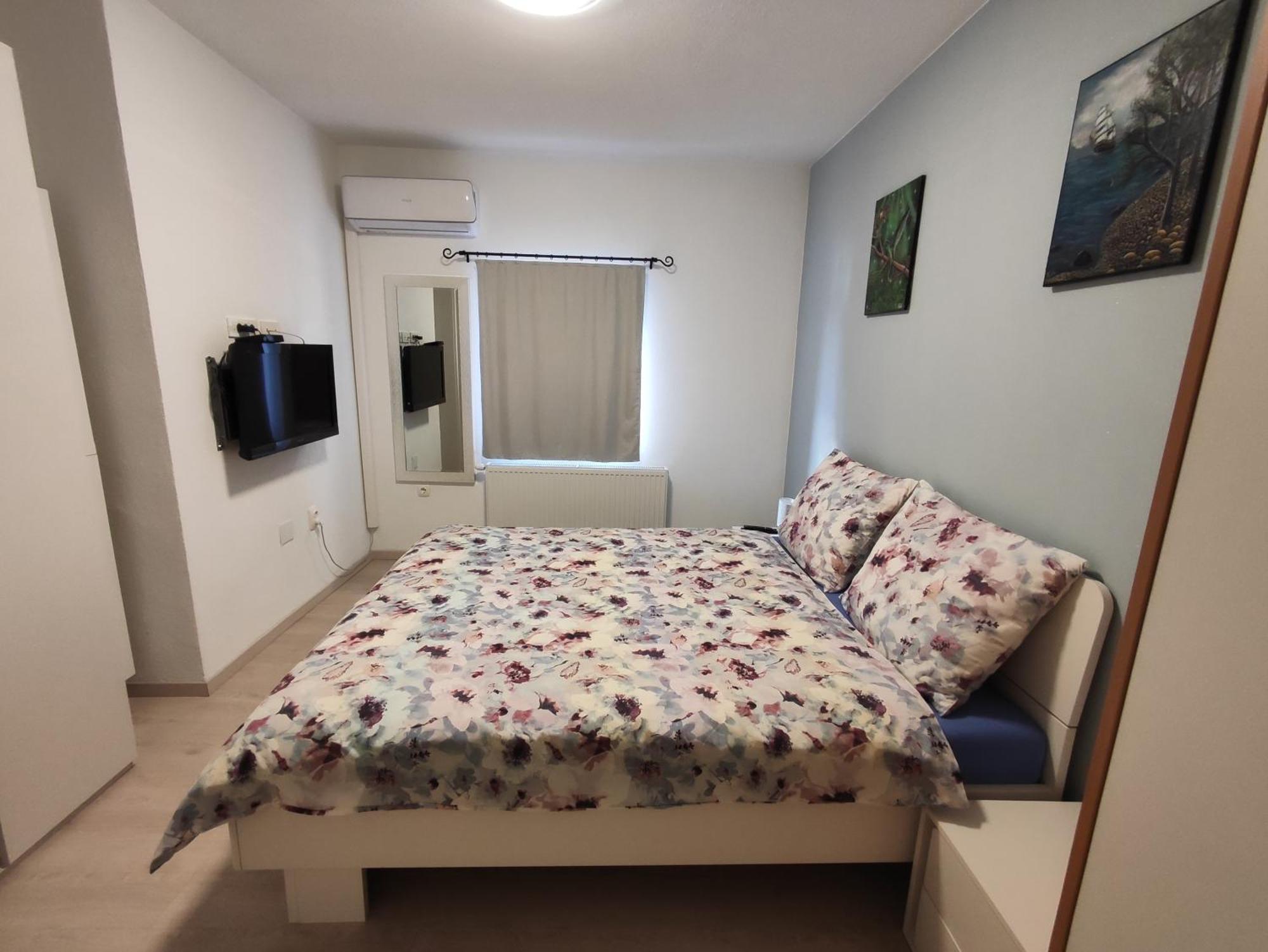 Kuca Za Odmor Ema Hotel Šibenik Kültér fotó
