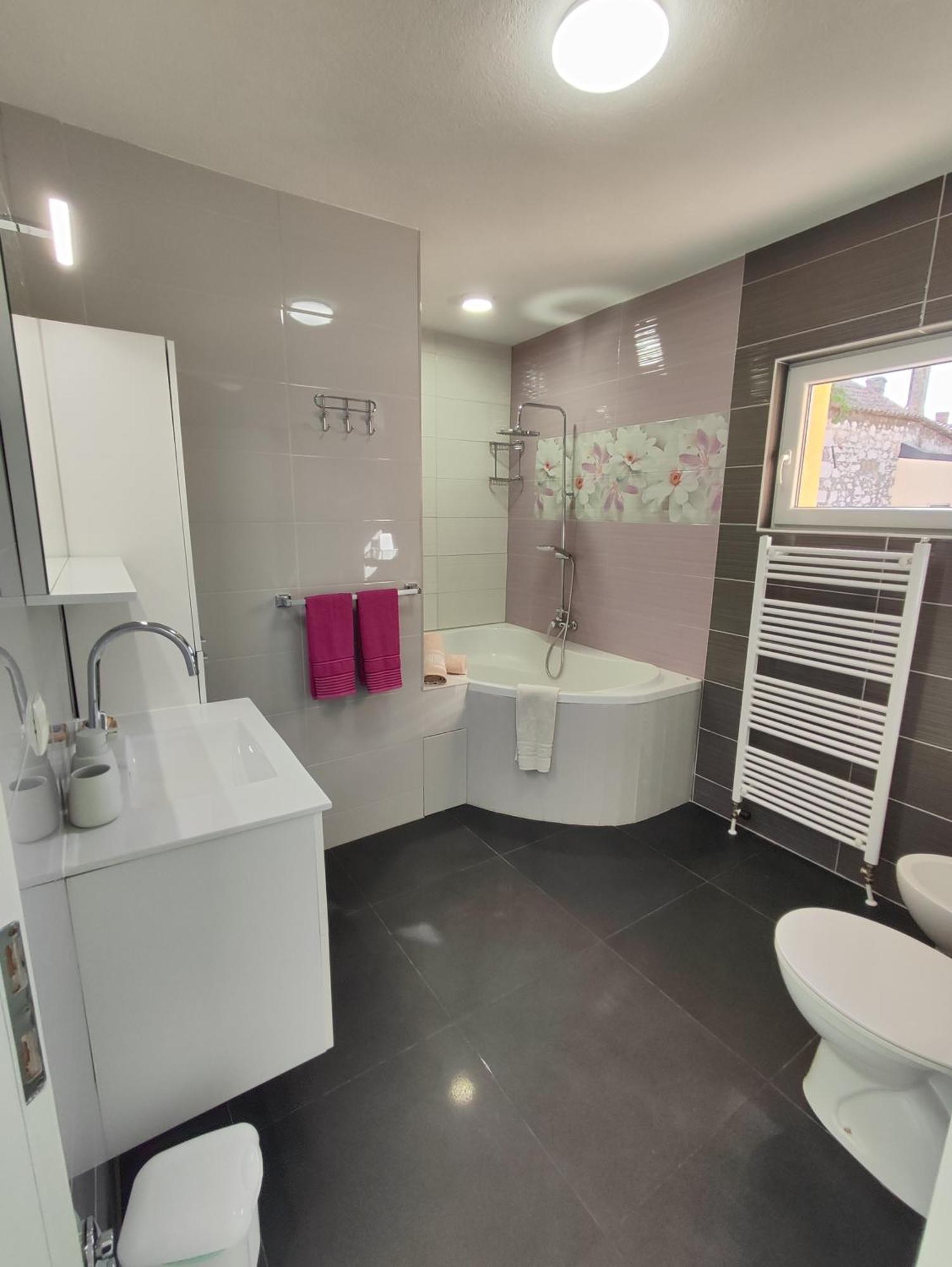 Kuca Za Odmor Ema Hotel Šibenik Kültér fotó