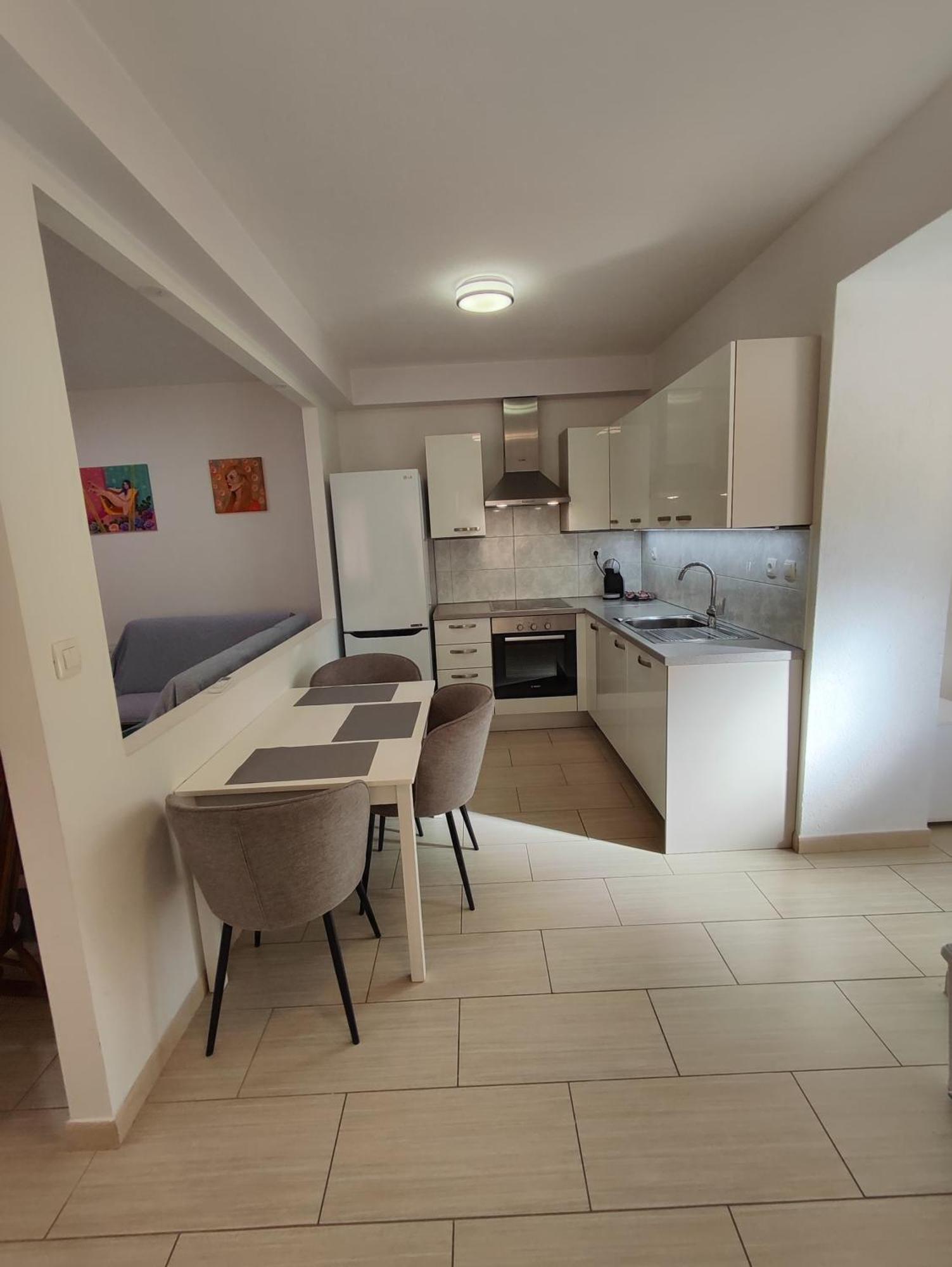 Kuca Za Odmor Ema Hotel Šibenik Kültér fotó